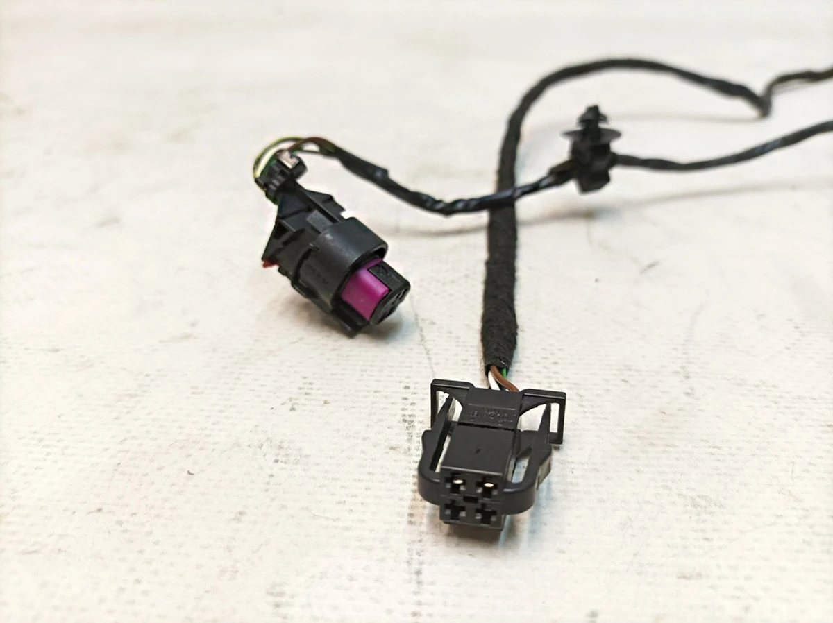 Кабель-адаптер KESSY (замок двері передній правий) Volkswagen E-GOLF 5G4837086