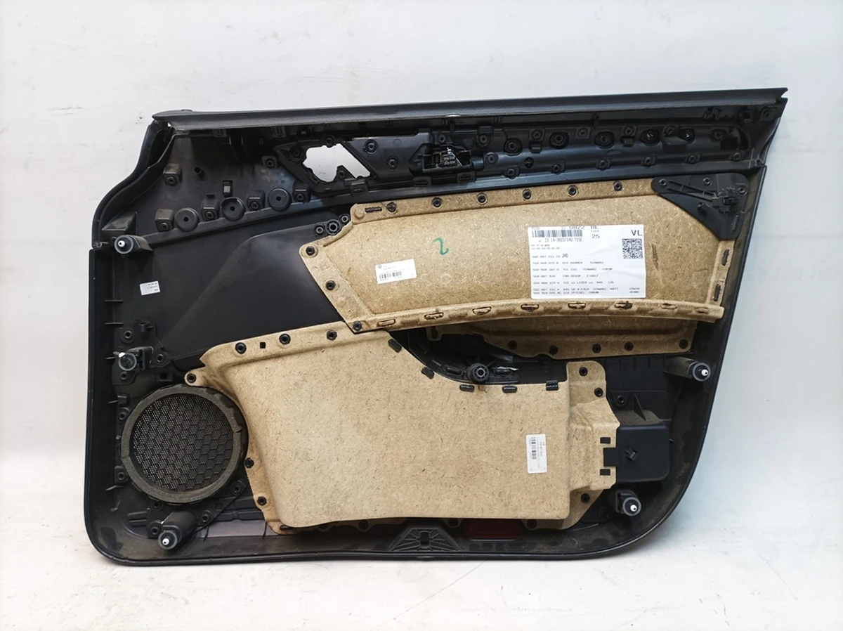 Карта дверей передньої лівої (штучна шкіра) JHD чорна titanschwarz Volkswagen E-GOLF 5G4867011CD