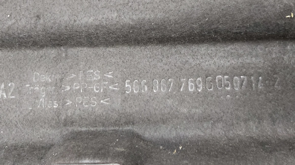  titanium black 5G6867769GEH8 Volkswagen E-GOLF