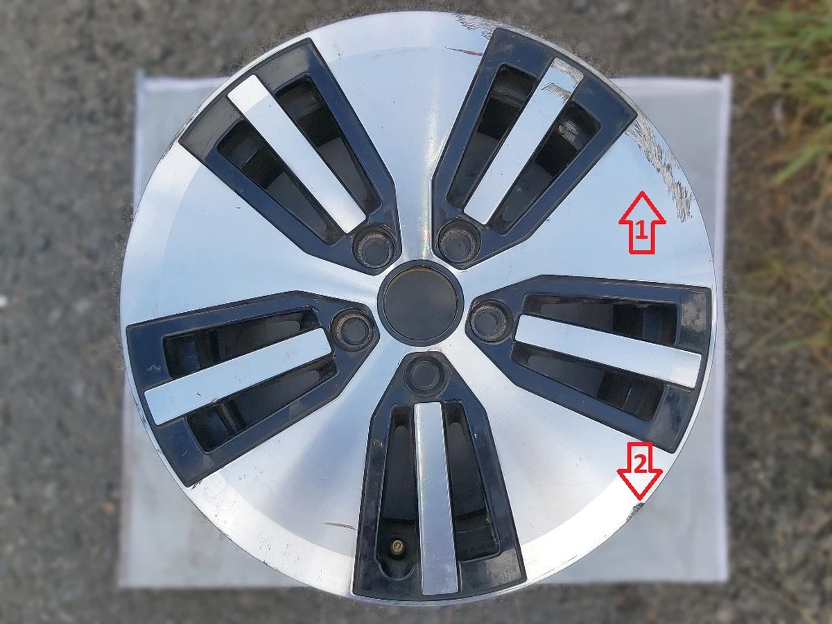 Диск колісний 6,5JX16H2 ET46 з пошкодженням 5GE601025 Volkswagen E-GOLF