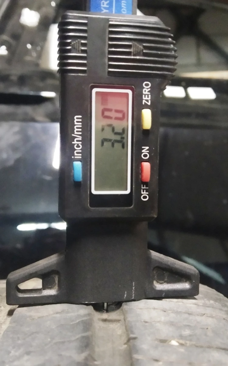 Complete wheel with damage (disc 6.5JX16H2 ET46 tire MICHELIN 205/55 R16 tread 3.20mm) 5GE601025 Volkswagen E-