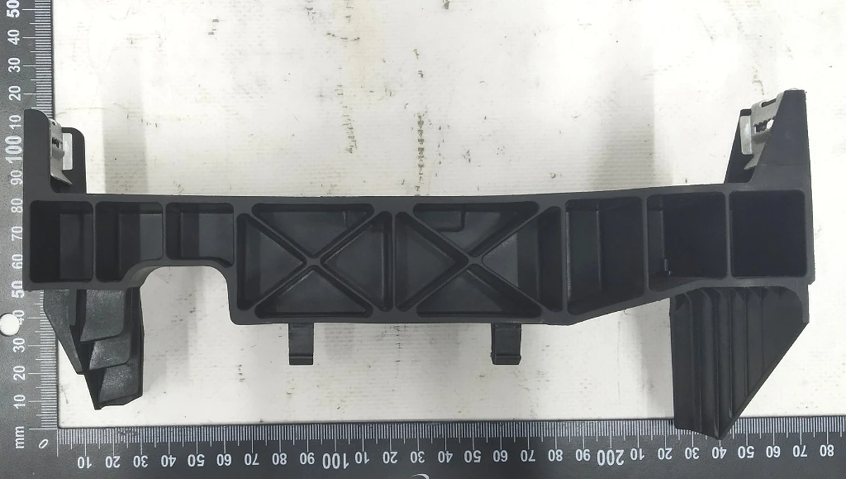 Кронштейн кріплення центральної консолі центральний 5GE861513B Volkswagen E-GOLF