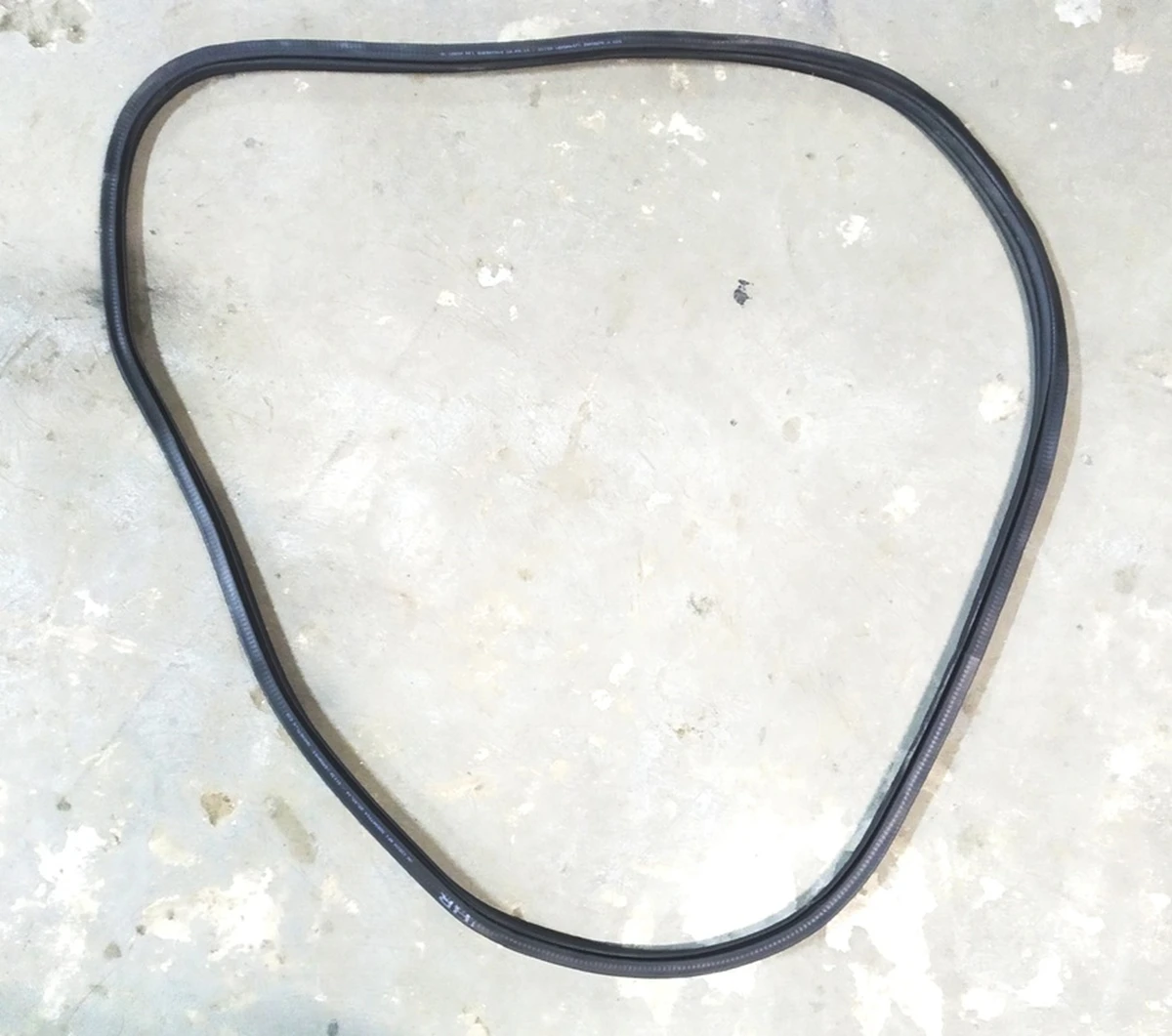 Уплотнитель дверного проёма заднего правого 5GE867914A Volkswagen E-GOLF