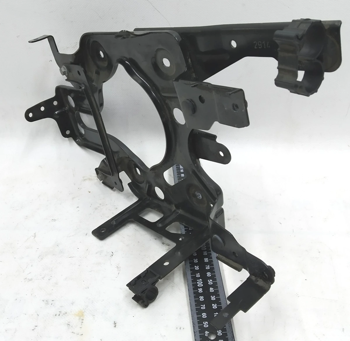 Bracket for attaching the charger block for the high-voltage battery assembly VW E-GOLF 5GE906131A