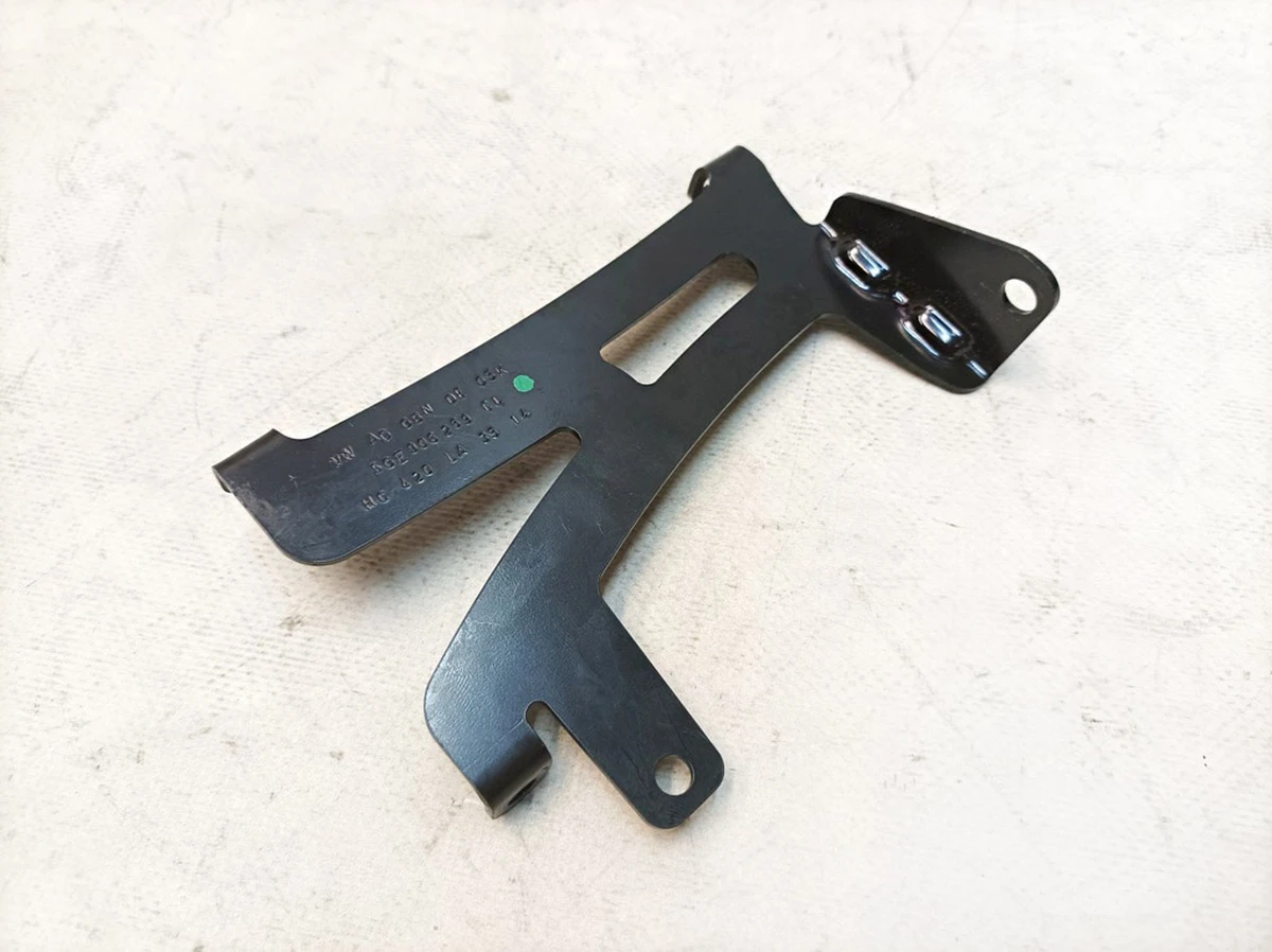 Bracket for high-voltage battery modules Volkswagen E-GOLF 5GE906269CL