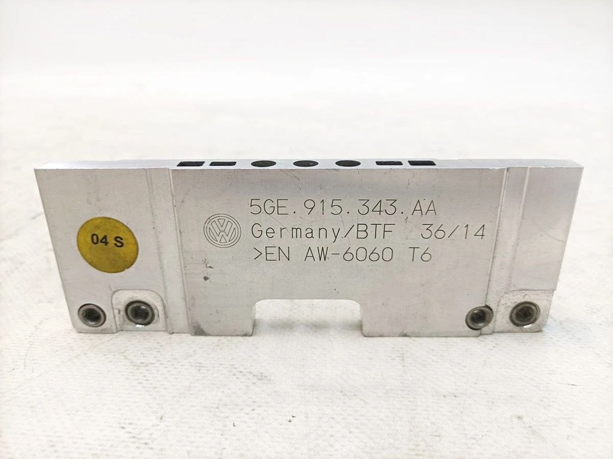 Bracket for high-voltage battery modules Volkswagen E-GOLF 5GE915343AA