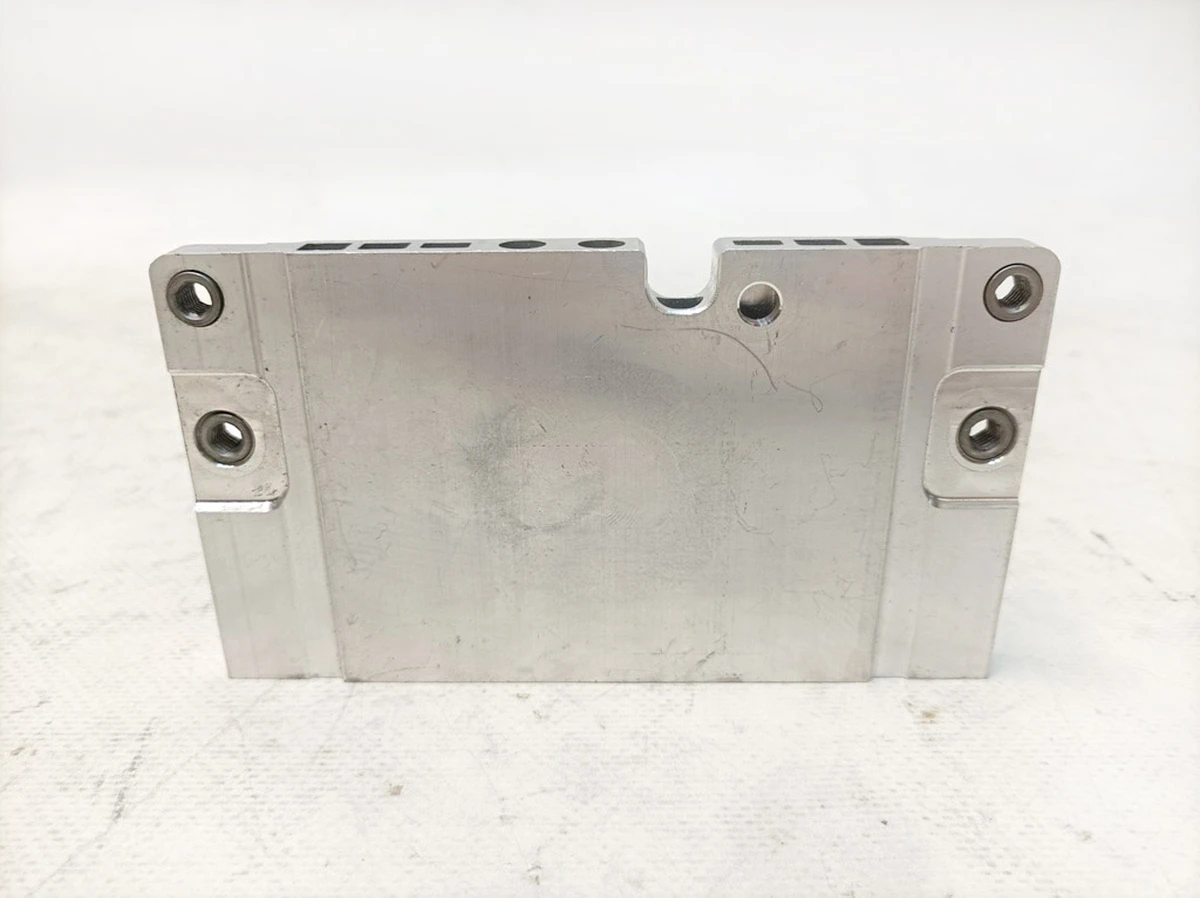 Bracket for high-voltage battery modules Volkswagen E-GOLF 5GE915343AH