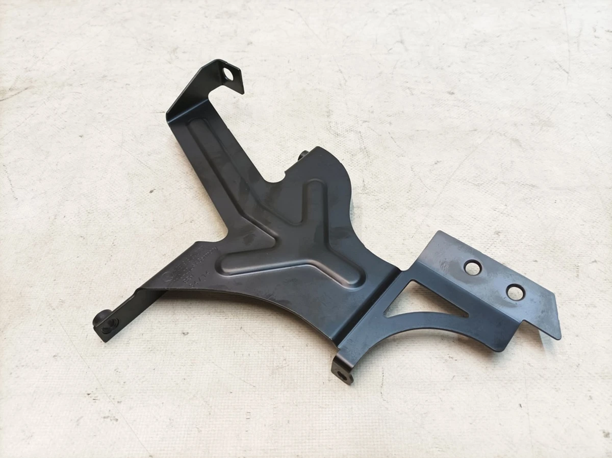 Кронштейн модулів високовольтної АКБ Volkswagen E-GOLF 5GE915343BT