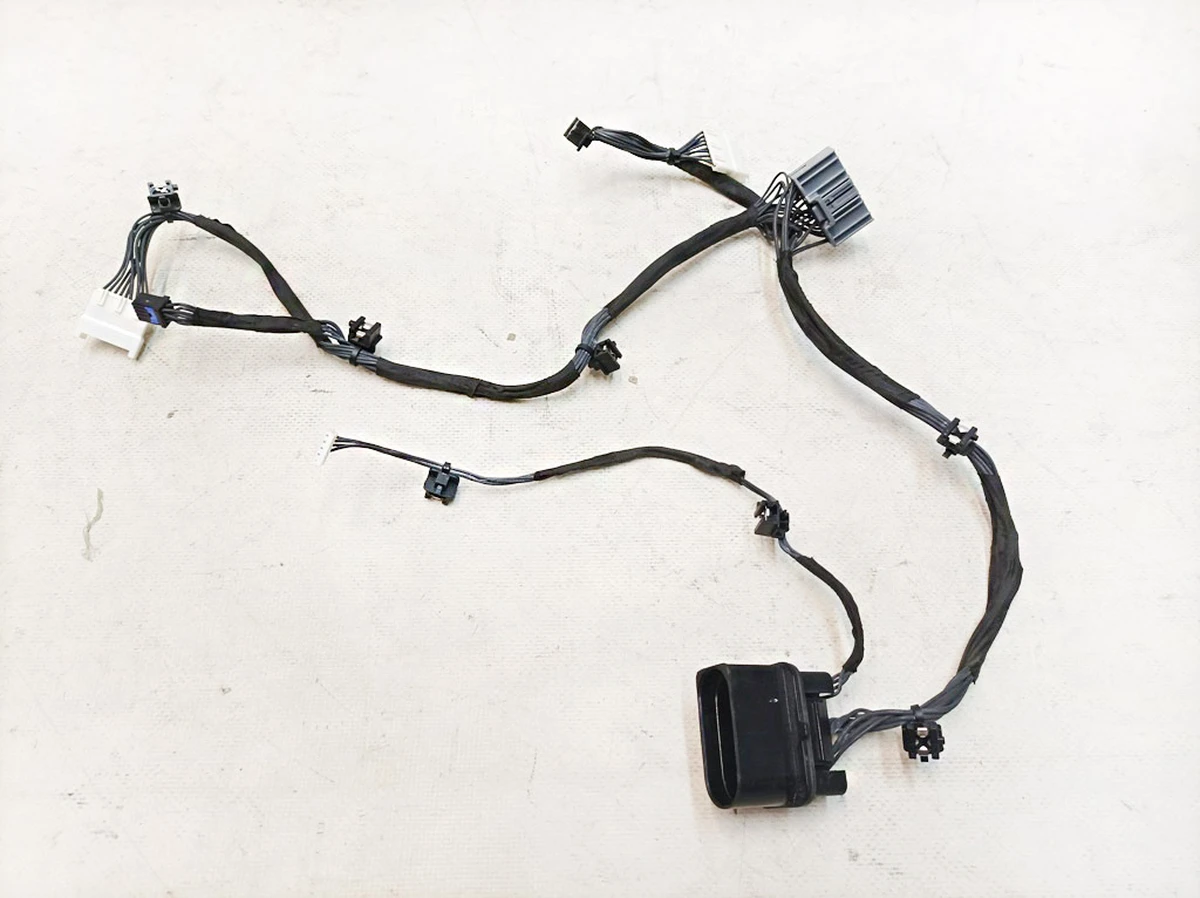 Internal wiring for LED right headlight VW E-GOLF 5GE941774B