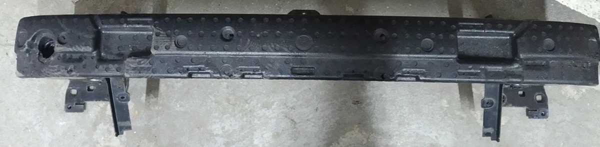 Підсилювач бампера переднього в зборі з демпфером VW E-GOLF 5GM807109C