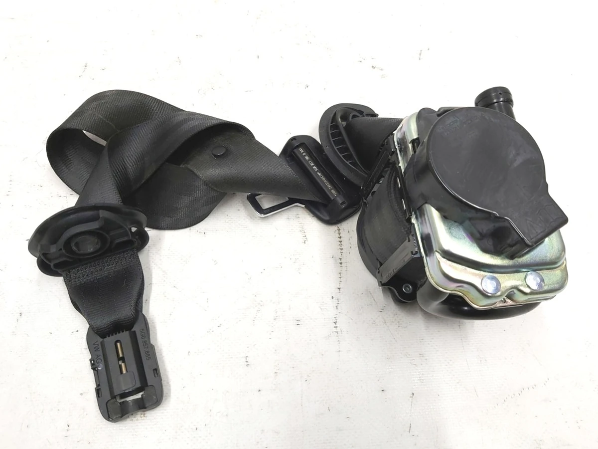 Триточковий ремінь безпеки з автоматичної котушкою і преднатяжителем передній лівий Volkswagen E-GOLF 5GM857705DRAA