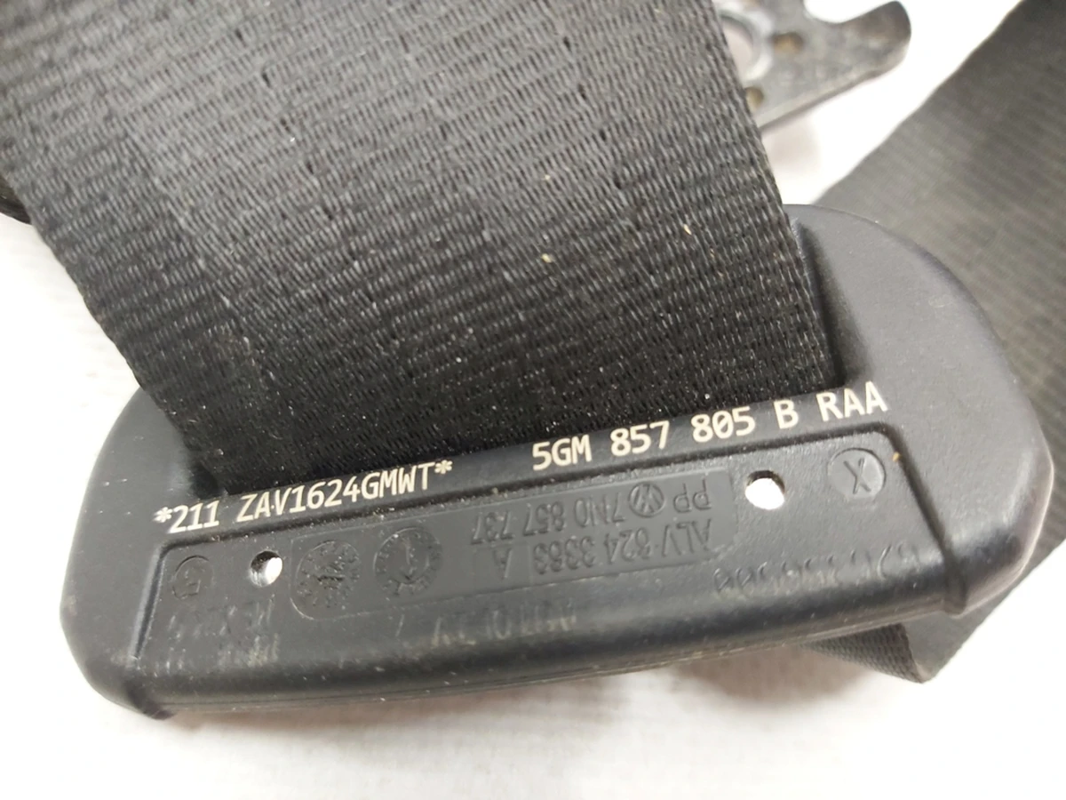 Триточковий ремінь безпеки з автоматичної котушкою 2-го ряду лівий правий Volkswagen E-GOLF 5GM857805BRAA