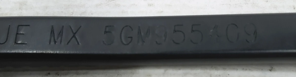 Рычаг щетки стеклоочистителя(сторона водителя) левый в сборе с дворником 5G1955409B Volkswagen E-GOLF