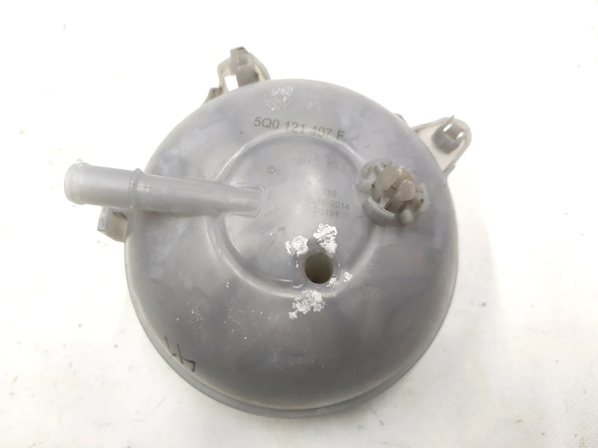 Бачок розширювальний в зборі VW E-GOLF 5Q0121407D