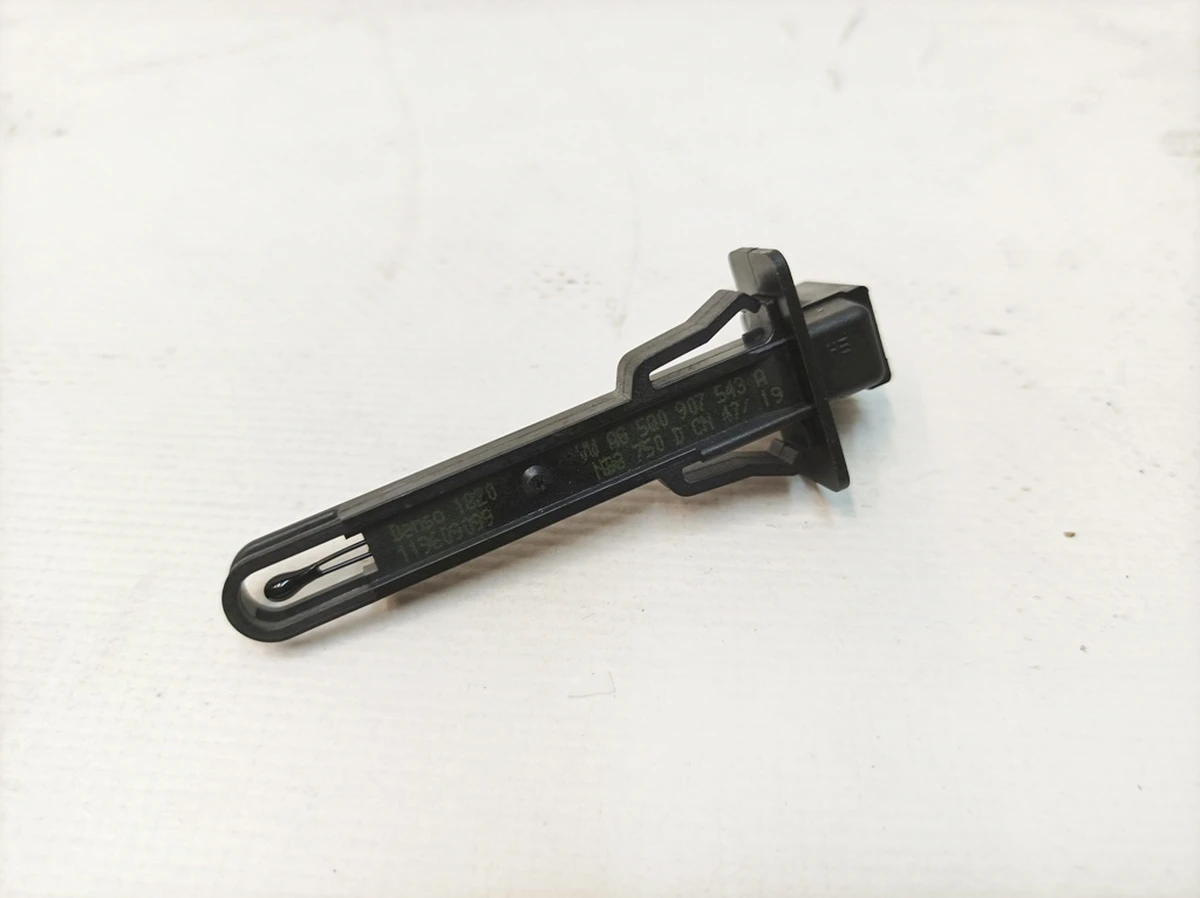 Датчик температури (випарник) Porsche Taycan 5Q0907543A