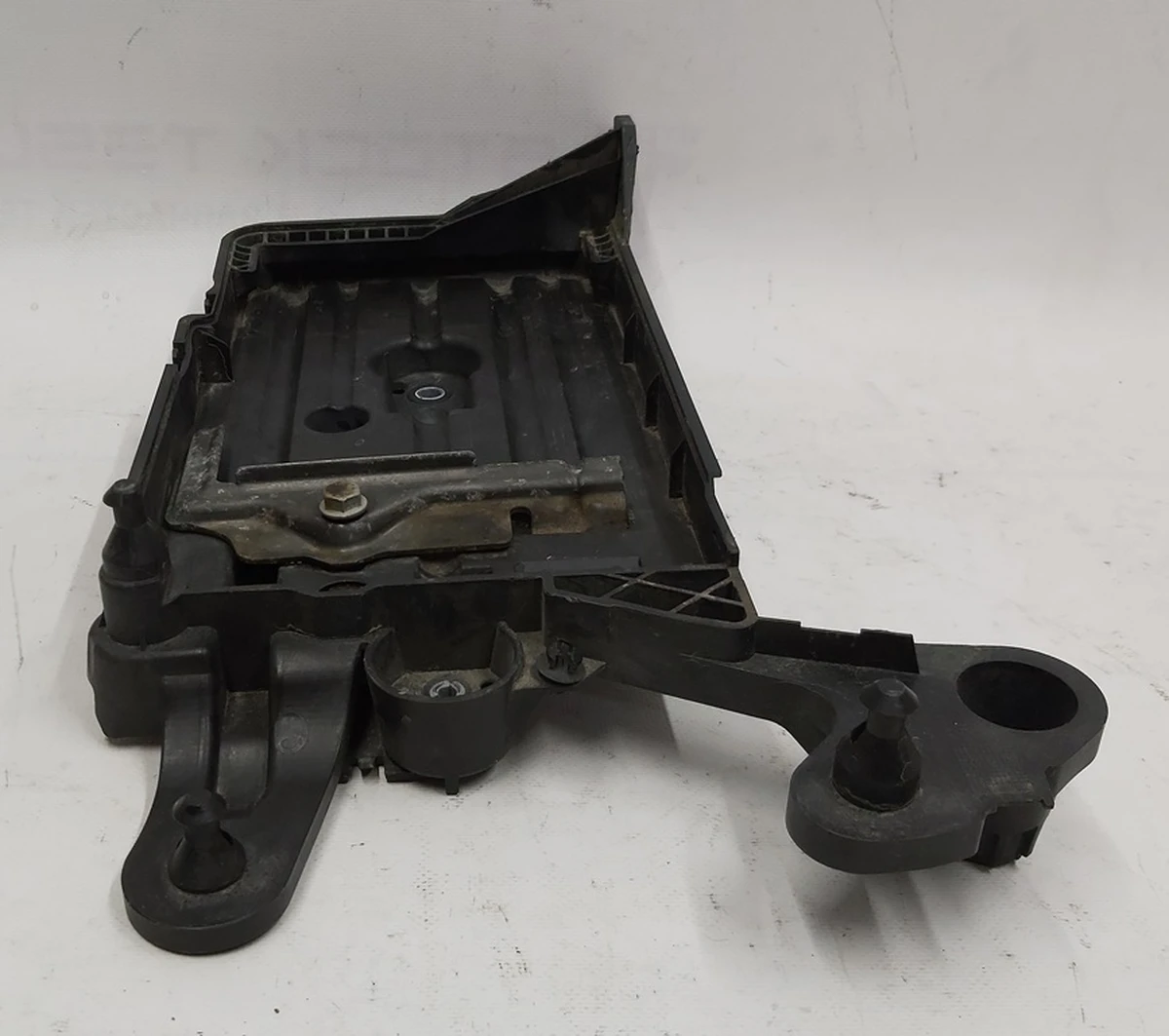 Lower battery mounting VW E-GOLF 5Q0915331J
