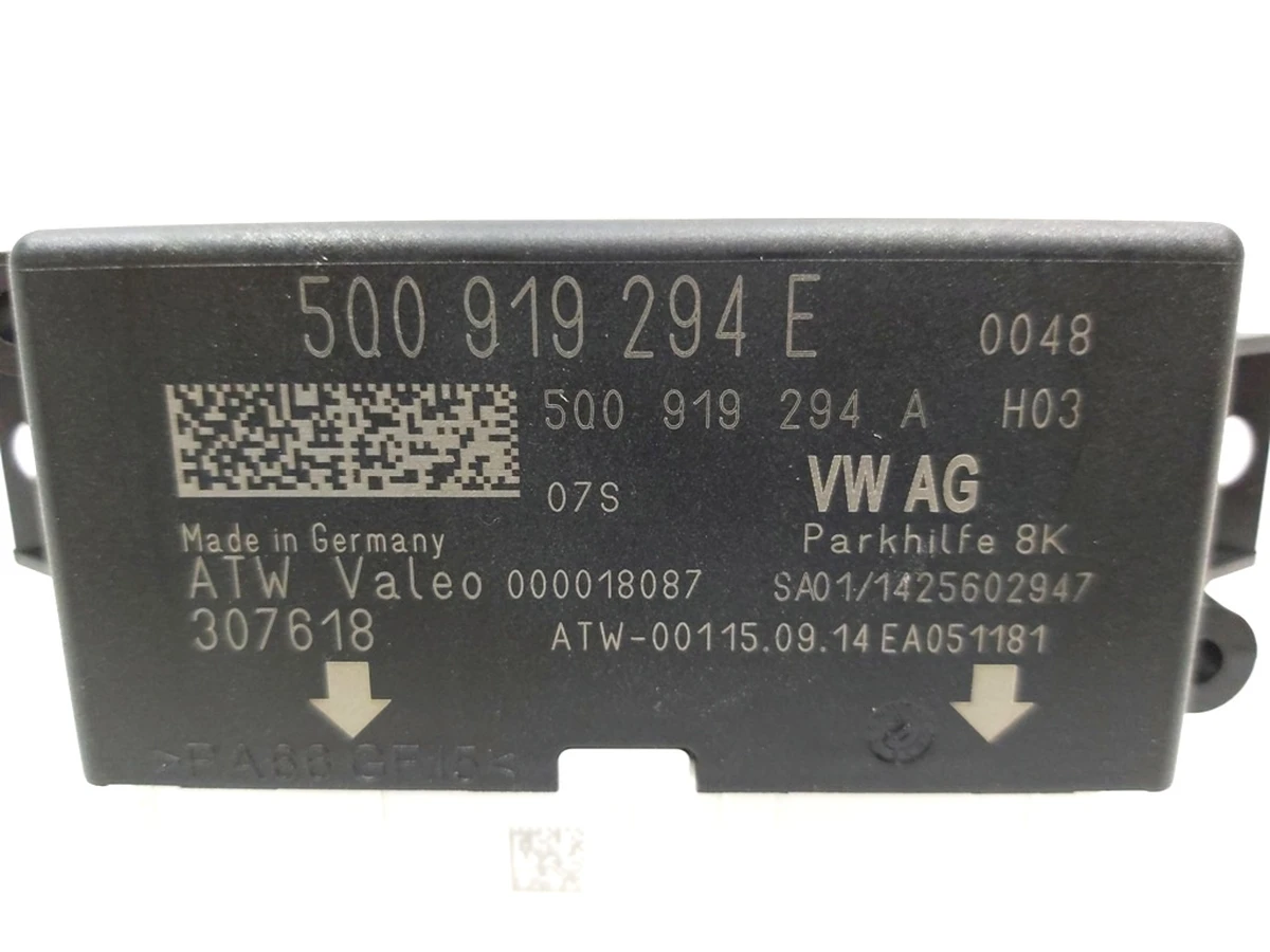 Блок управления парктрониками (парковочный ассистент) Volkswagen E-GOLF 5Q0919294E