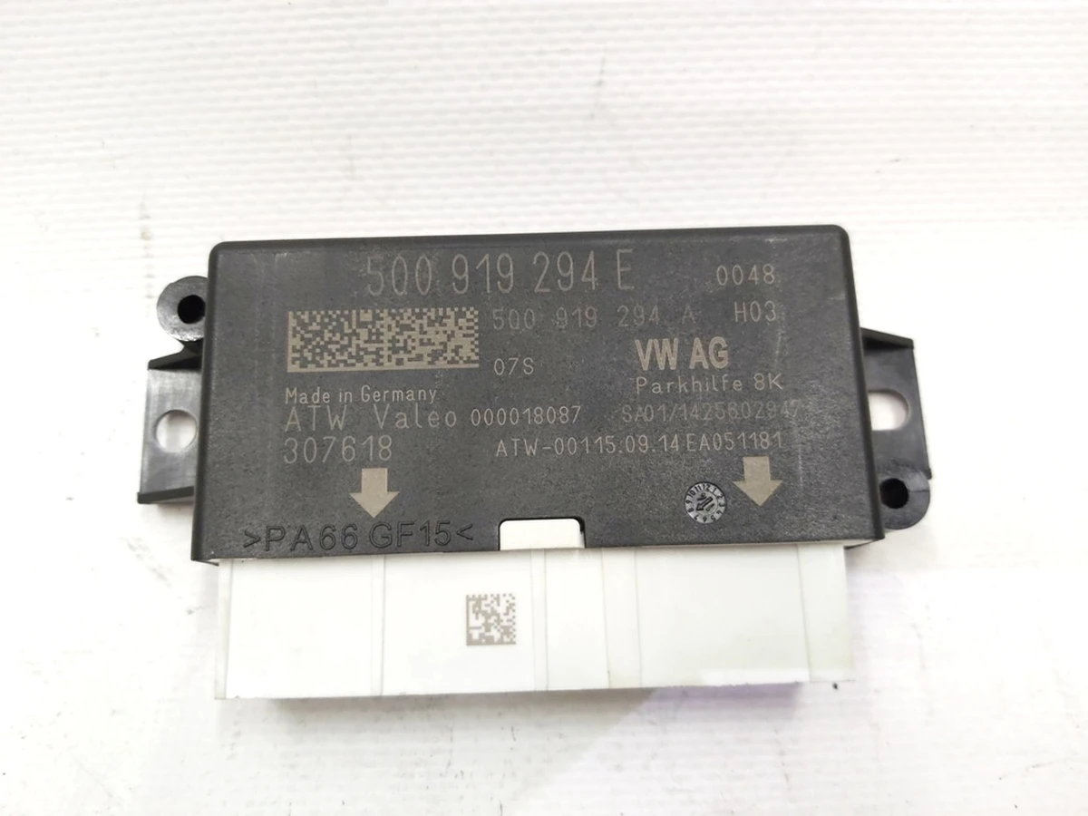 Блок управления парктрониками (парковочный ассистент) Volkswagen E-GOLF 5Q0919294E