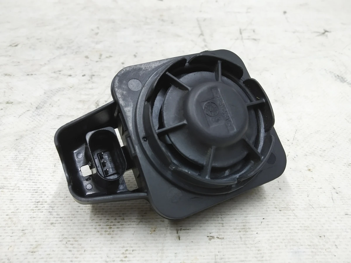 Сирена электронная Audi E-tron Porsche Taycan 5Q0951605A