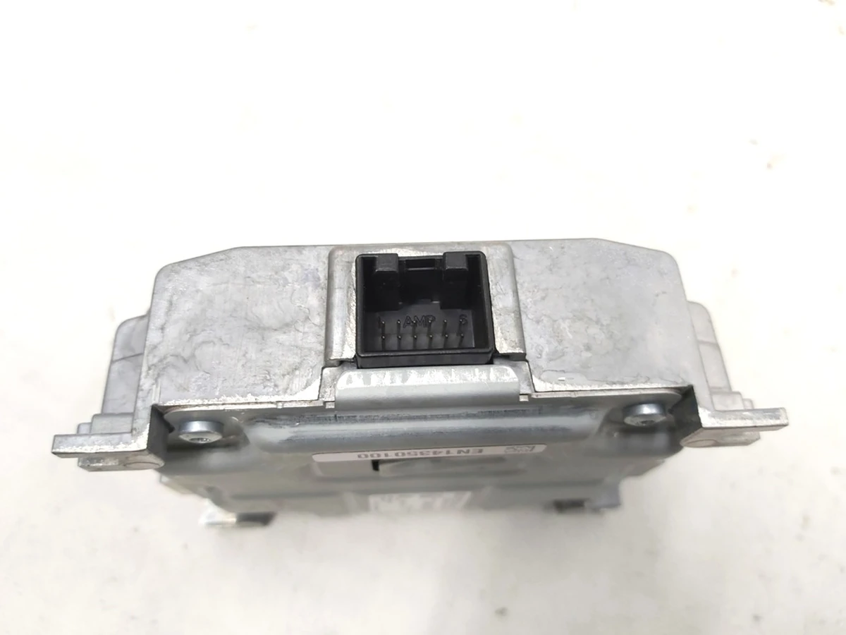 Engine noise generation control unit Volkswagen E-GOLF 5QE035335B