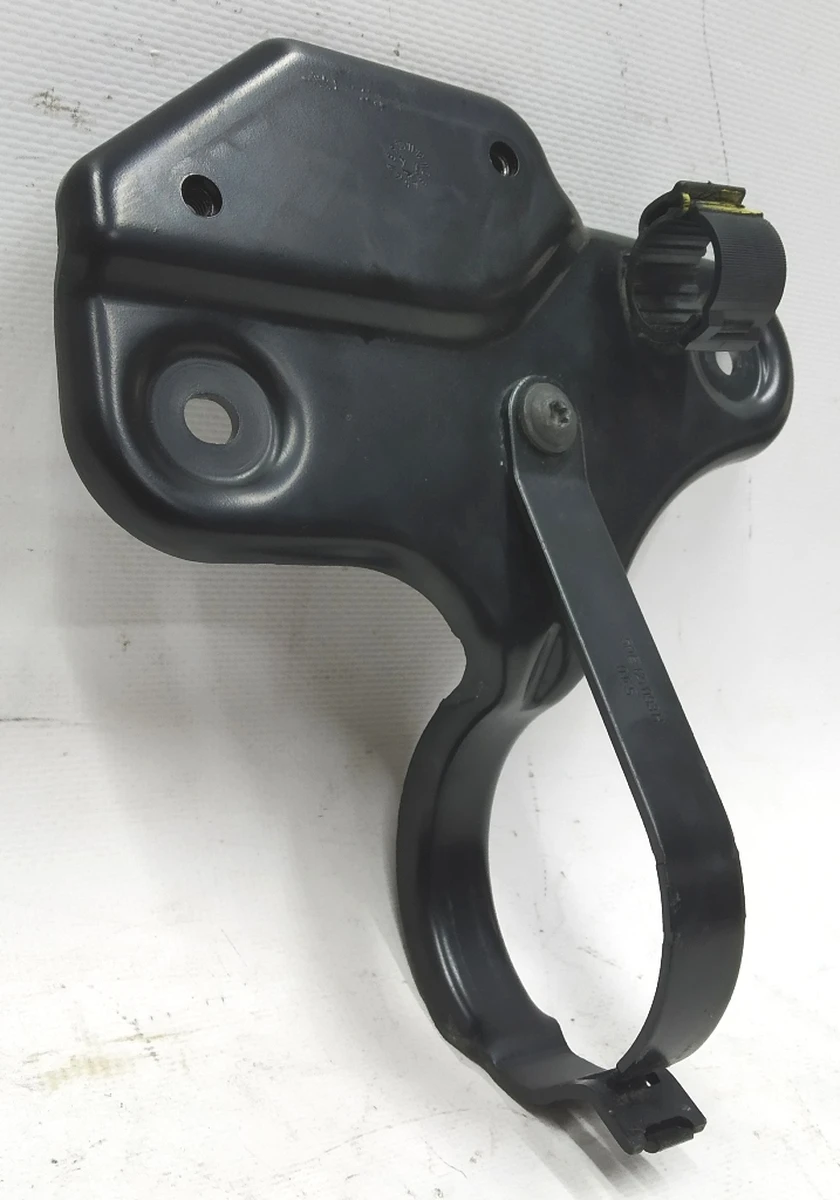 Bracket for fastening the pump and valve of the cooling system, complete with bolts and holder 5QE121093H