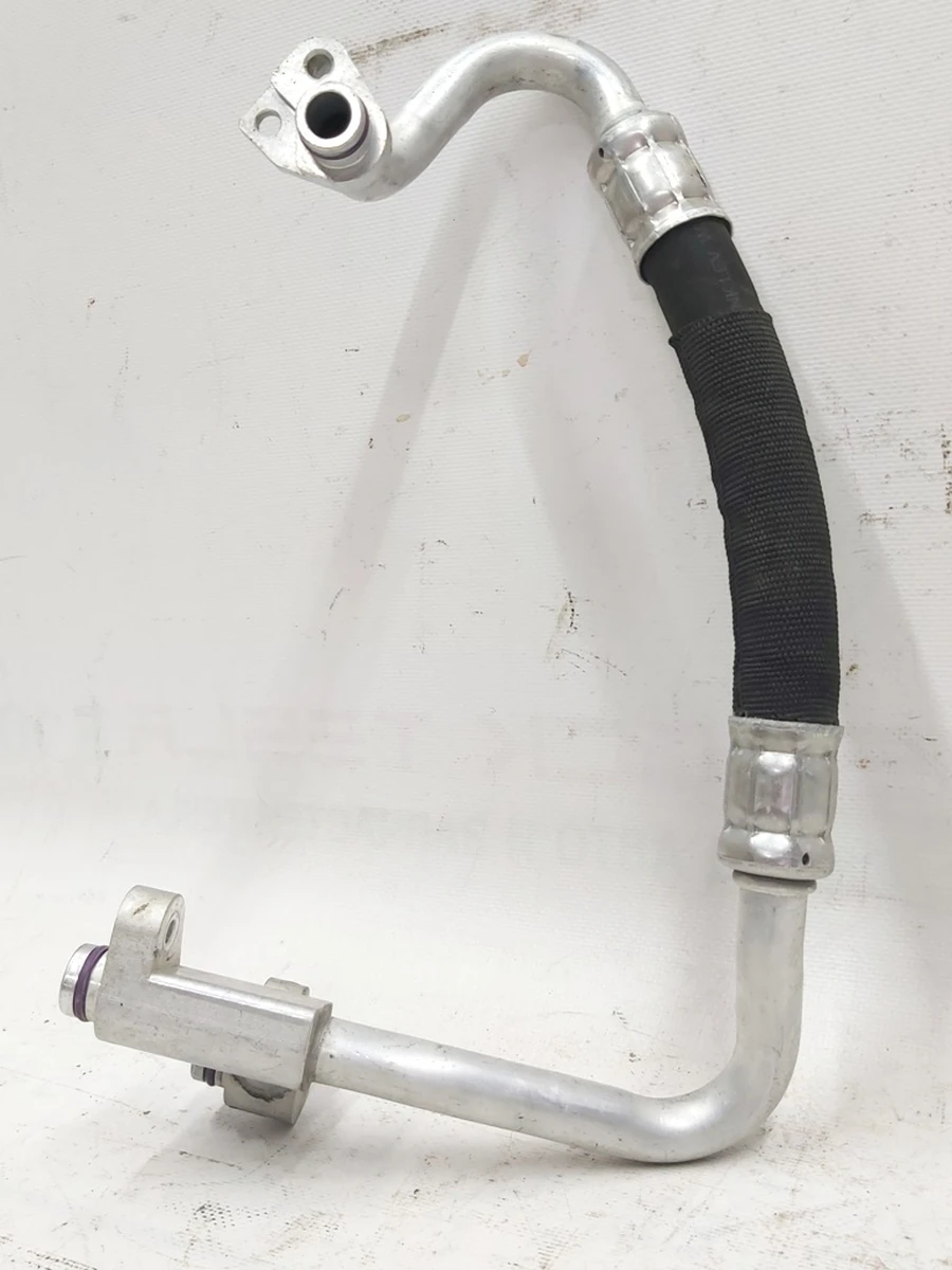 Air conditioning pipe assembly Volkswagen E-GOLF 5QE820018B