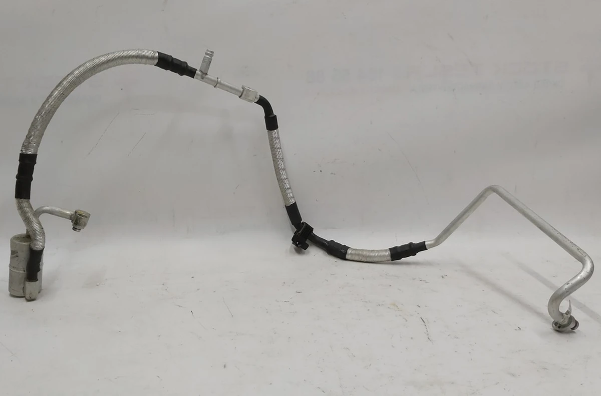 Трубопровід системи кондиціонування з фільтром в зборі Volkswagen E-GOLF 5QE820721D