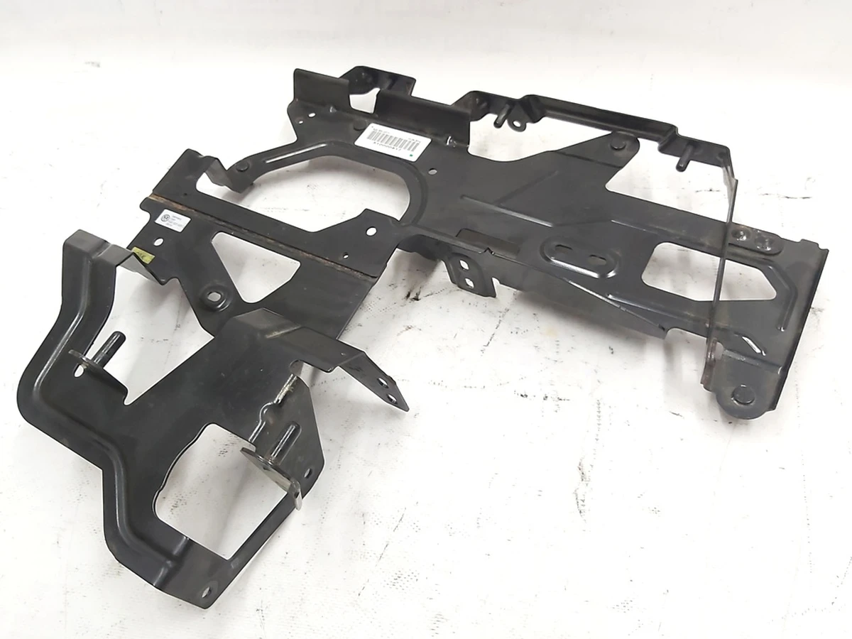 Cooling system bracket main Volkswagen E-GOLF 5QE820905C