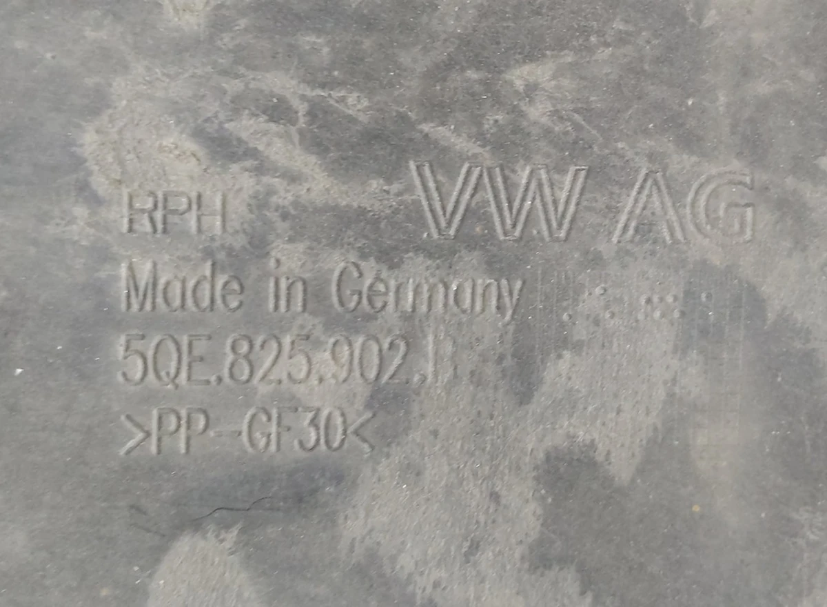  underrun bar front VW E-GOLF 5QE825902B