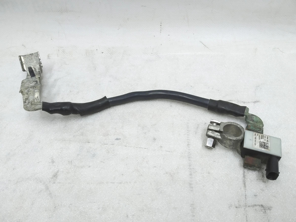 Клемма с блоком управления контроля АКБ Volkswagen E-GOLF 5GE915181