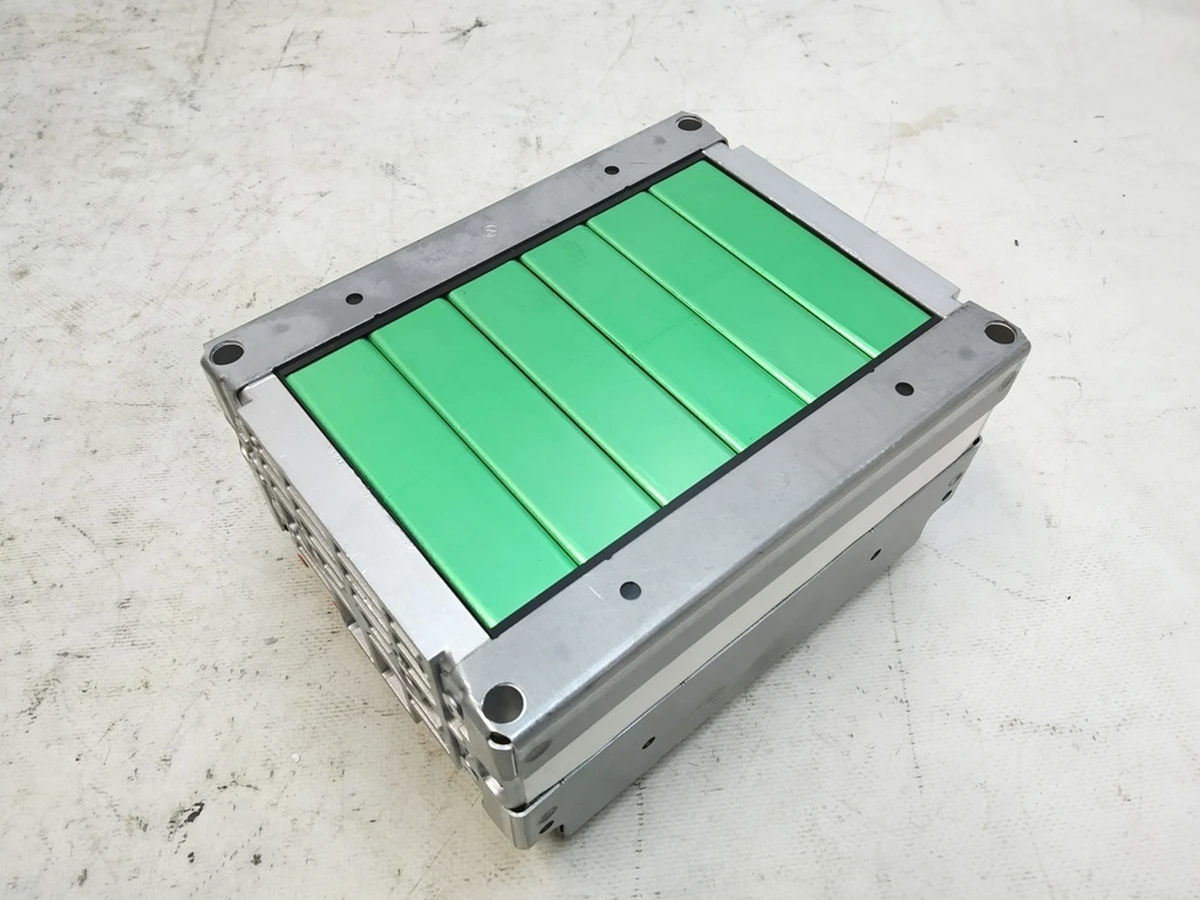 Модуль високовольтний АКБ 3P2S Panasonic Li-ion 7.6V 75Ah 543Wh E-GOLF Volkswagen 5QE.915.599.M