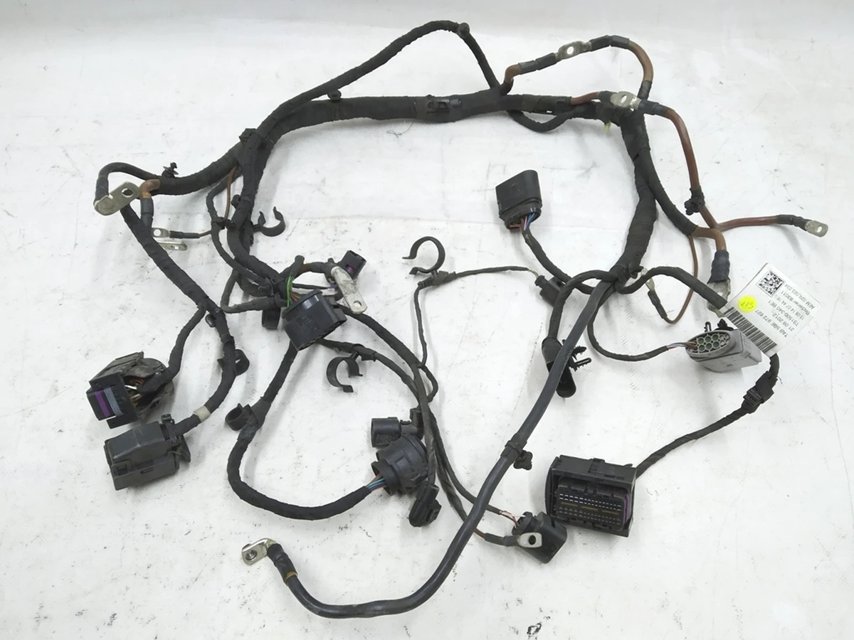 Электропроводка двигателя для автомобилей с тепловым насосом Volkswagen E-GOLF 5QE972627C