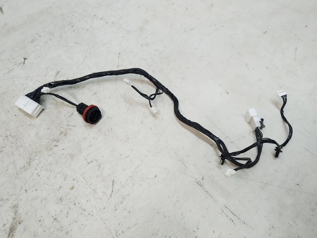 1 Электропроводка фары главной левой UP LEVEL (USA) с повреждением Tesla model 3, model Y 1077371-98-L