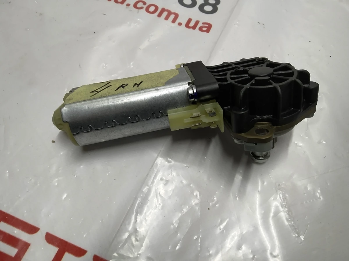 5 Електродвигун регулювання висоти водійського / пасажирського сидіння Tesla model S, model S REST, model X 1013111-00-A, 1013104-00-A