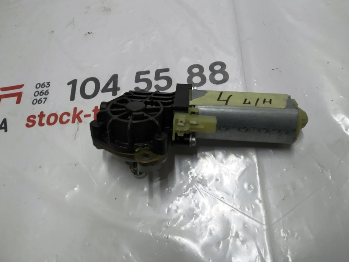 3 Electric motor for adjusting the angle of inclination of the dr. / pass. whole seats Tesla model S, model S REST, model X 1013110-00-A