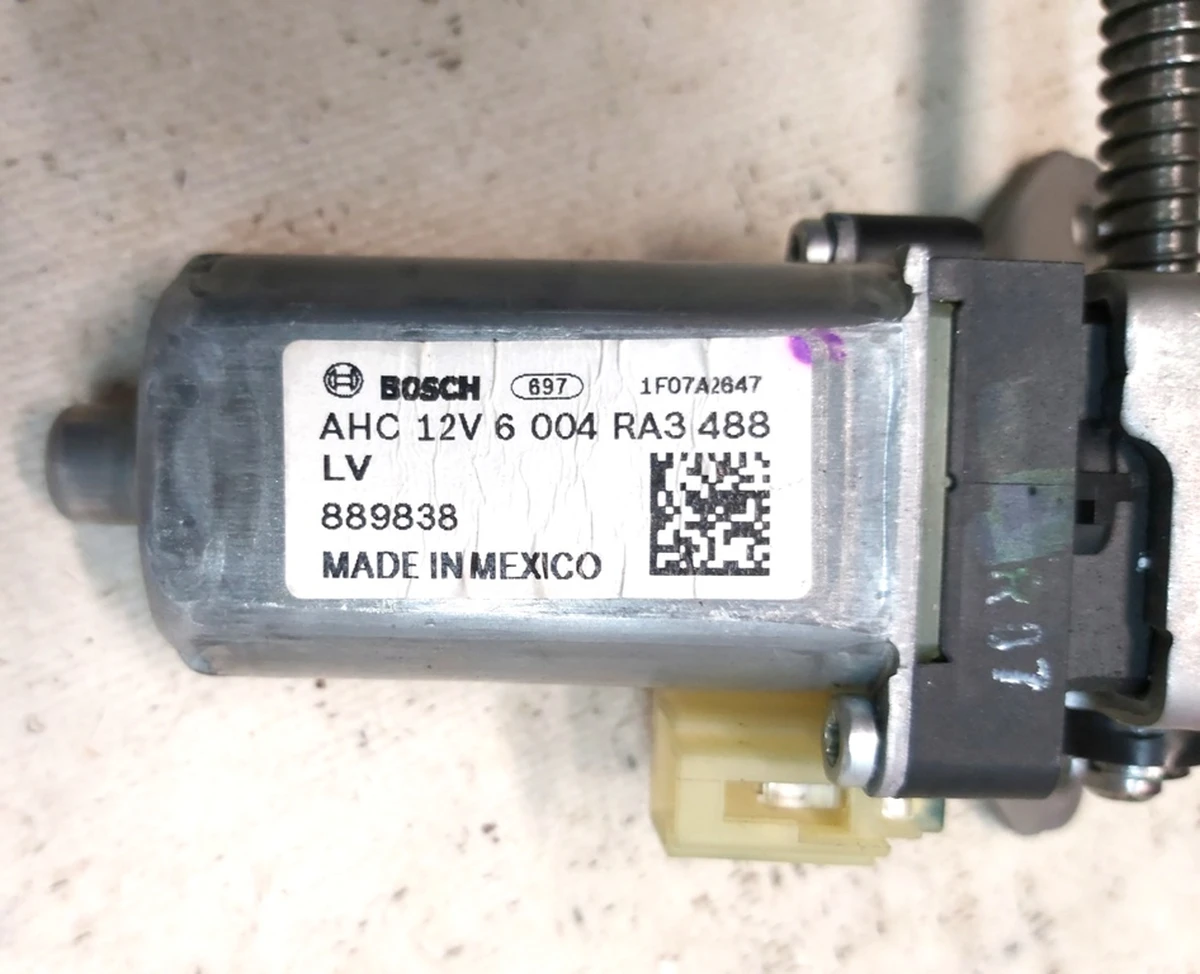 Механизм регулировки длинны рулевой колонки Tesla model 3, model Y 1118811-00-D