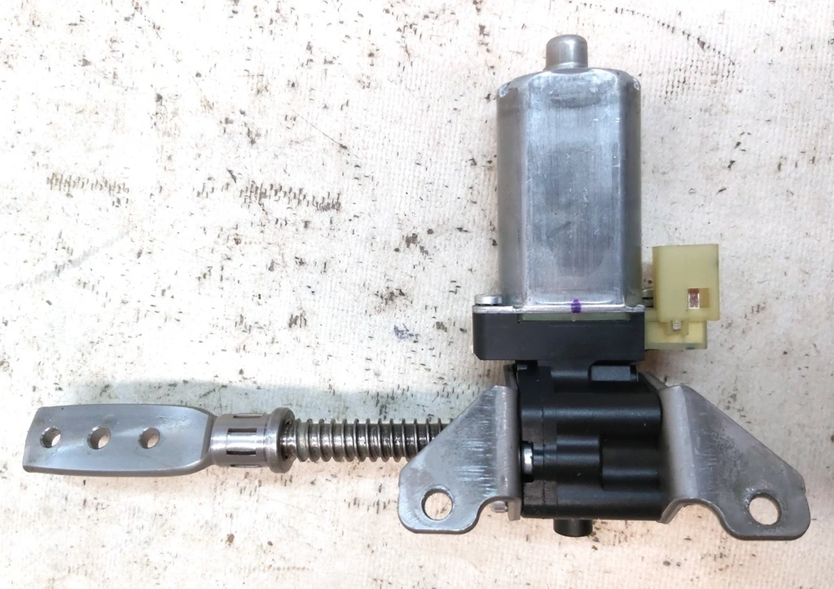 Механизм регулировки длинны рулевой колонки Tesla model 3, model Y 1118811-00-D