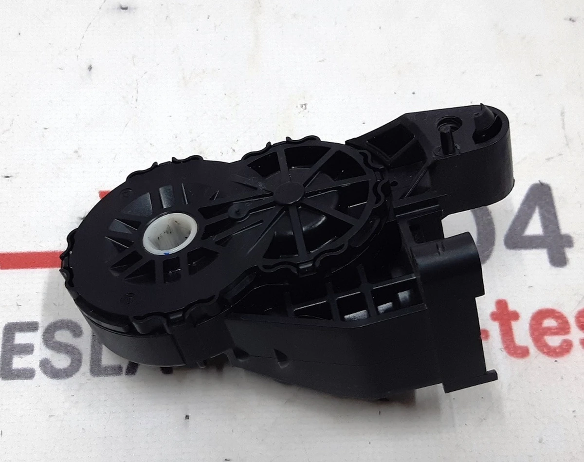 Tesla model 3 seat back angle adjustment motor reducer 1079773-00-B