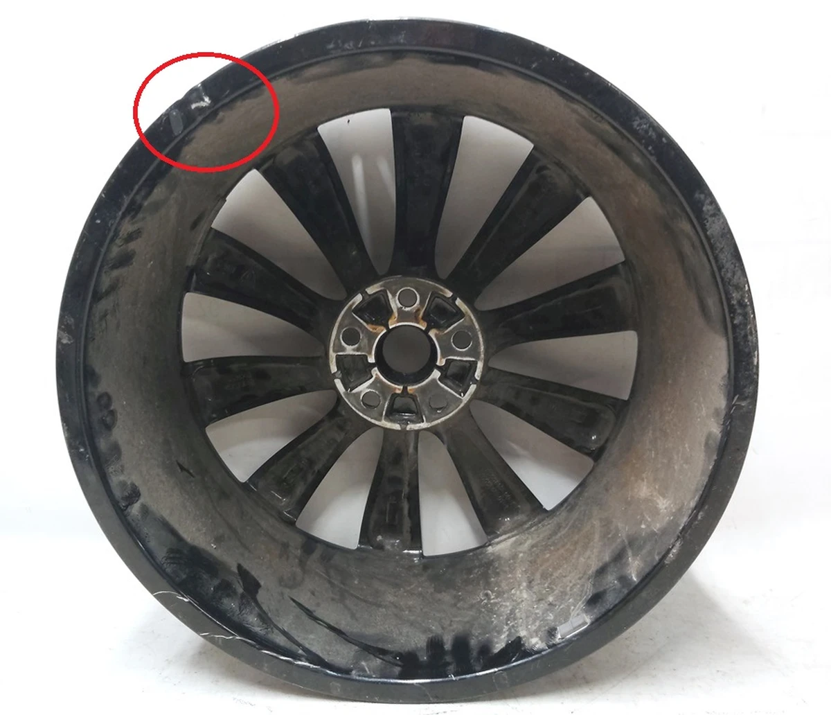 4 Колісний диск BLACK TURBINE 21x8.5 J з пошкодженням Tesla model S, model S REST 1054042-00-B
