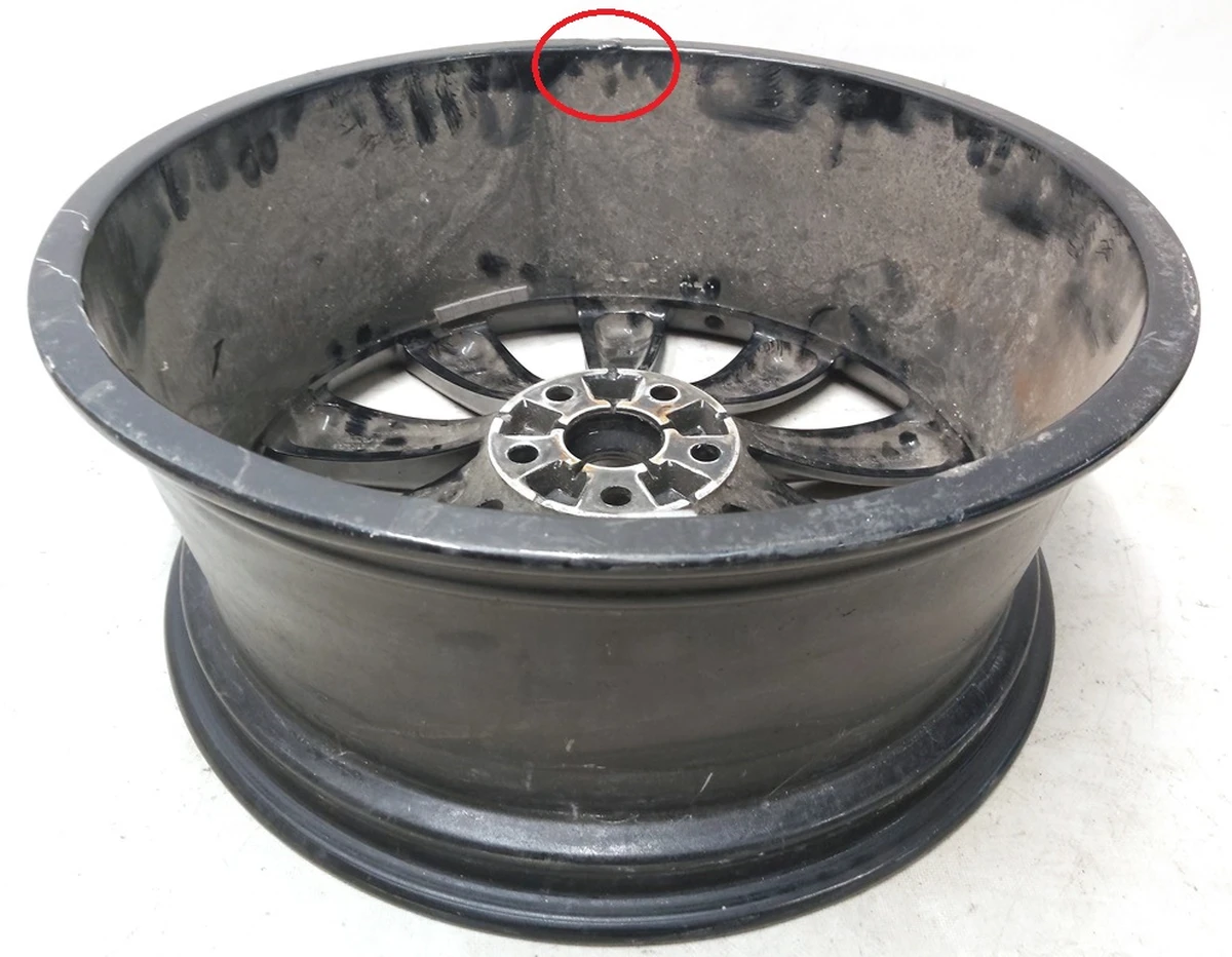 4 Колісний диск BLACK TURBINE 21x8.5 J з пошкодженням Tesla model S, model S REST 1054042-00-B