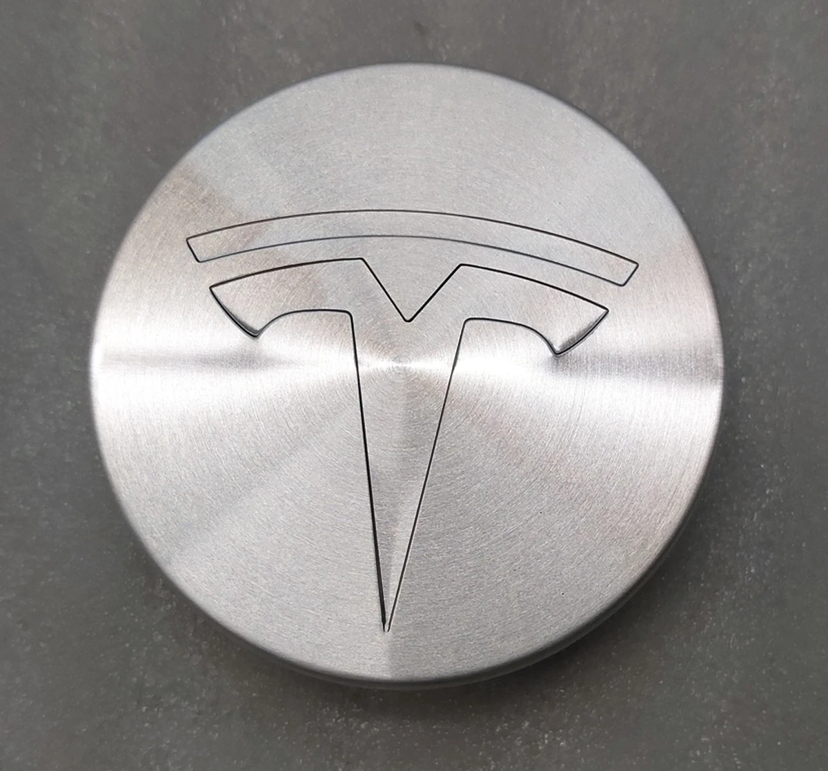 9 Wheel center cap 58mm THREADED SILVER (set of 4 pieces) Tesla all models 6005879