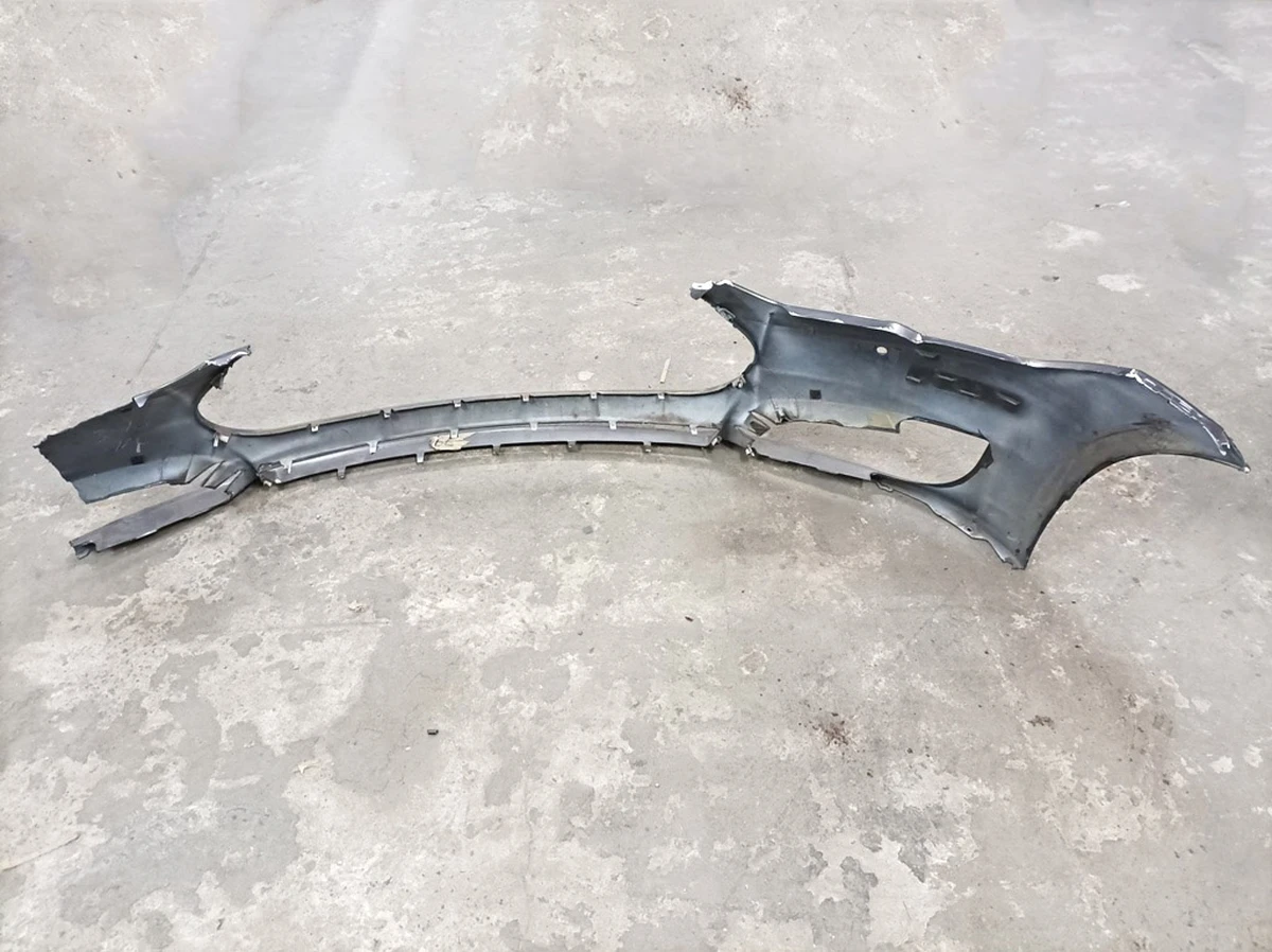 1 Бампер передній під 4 парктроніки PBCW (у плівці) з пошкодженням Tesla model S 1068759-00-A