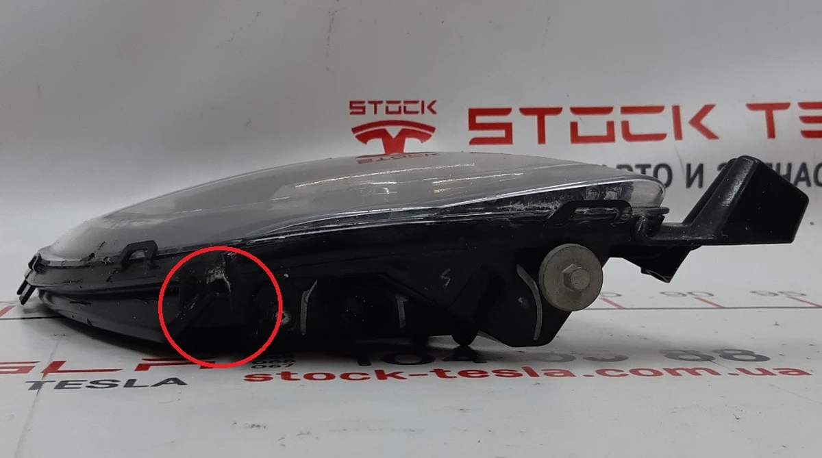 Фара протитуманна права (повна) (USA) із пошкодженням Tesla model S, model S REST 6005914-00-I