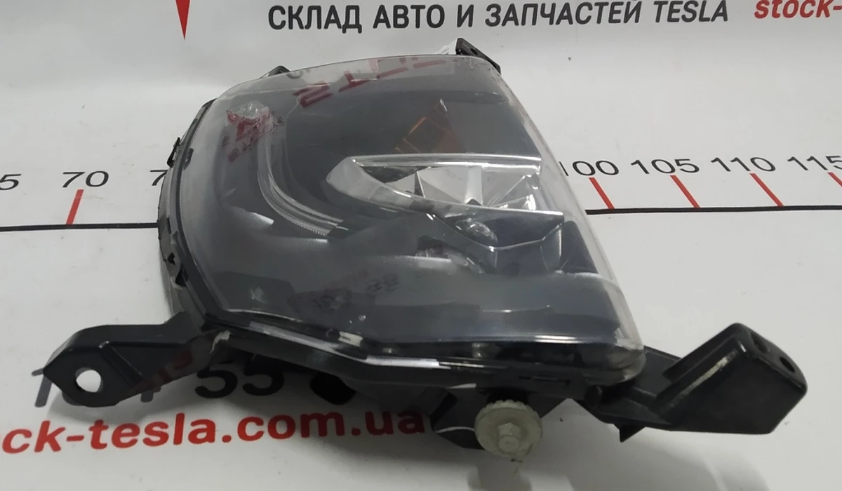 2 Фара протитуманна права (повна) (USA) із пошкодженням Tesla model S, model S REST 6005914-00-I