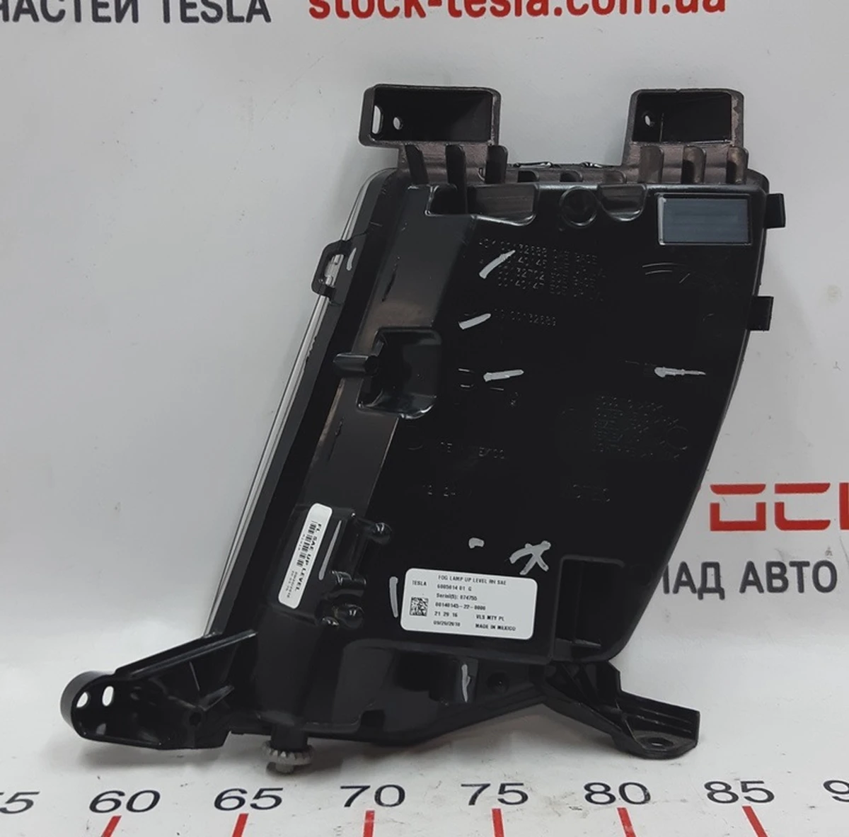 2 Фара противотуманная правая (полная) (USA) Tesla model S, model S REST 6005914-00-I