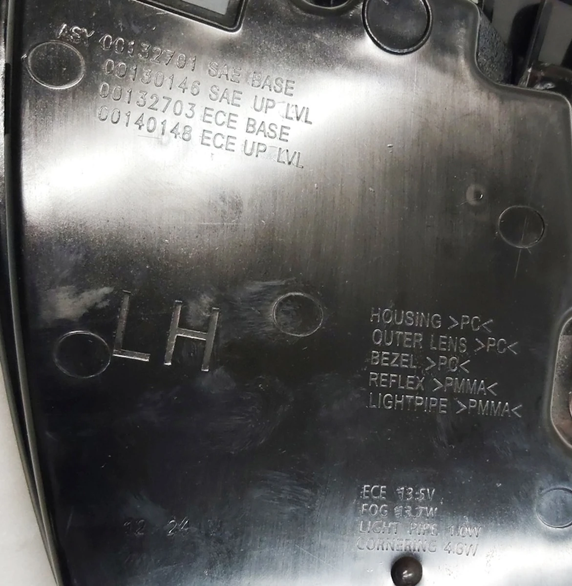 Фара протитуманна ліва (повна) FRT FOG ECE EU Tesla model S, model S REST 6005915-00-G