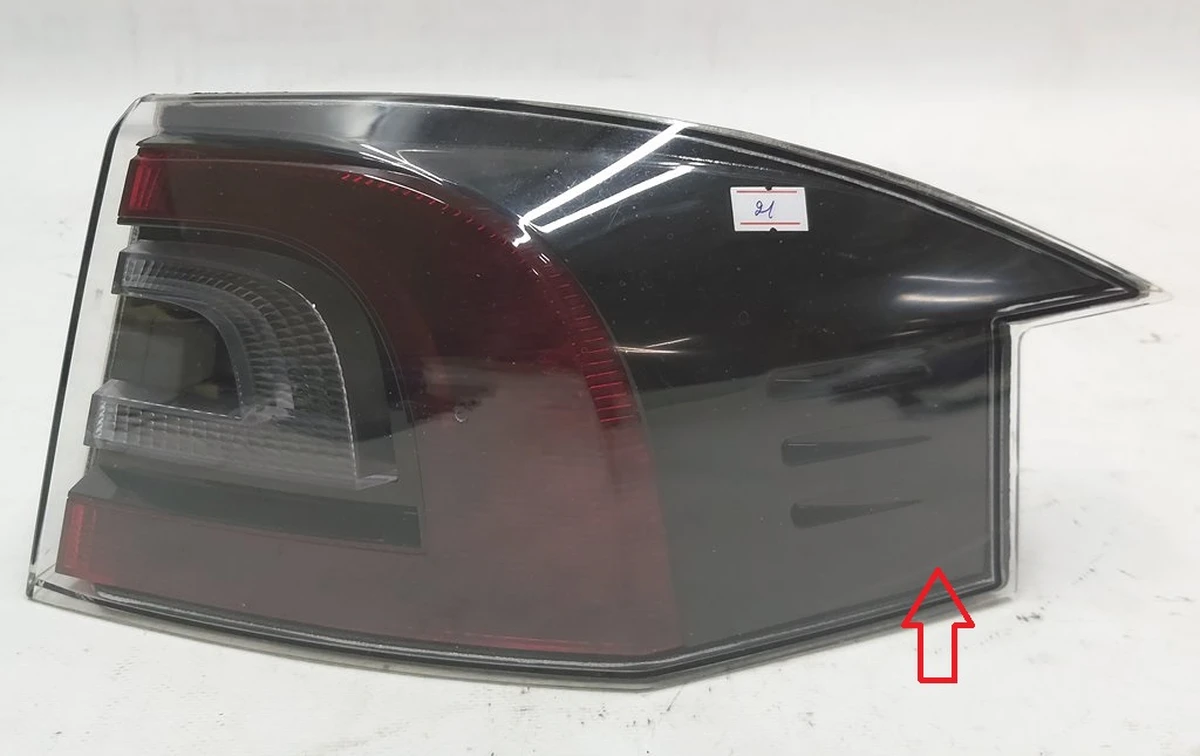 2 LAMP ASY - STOP/TAIL/TURN - SAE (RH) Tesla model S, model S REST 6005919-00-G