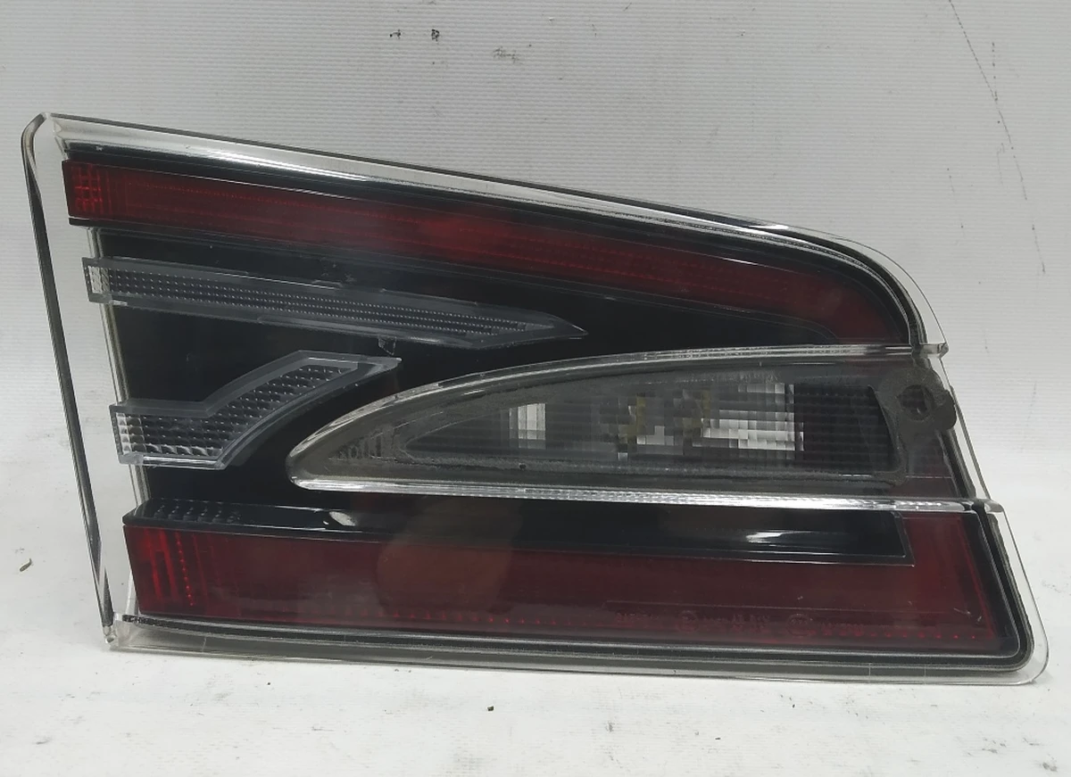 5 LIFTGATE TAIL LAMP ASSEMBLY - BACKUP - SAE - LEFT with damage Tesla model S, model S REST 6005922-00-E