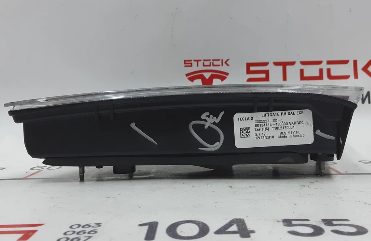 6 Right inner lamp (USA) Tesla model S, model S REST 6005924-00-E