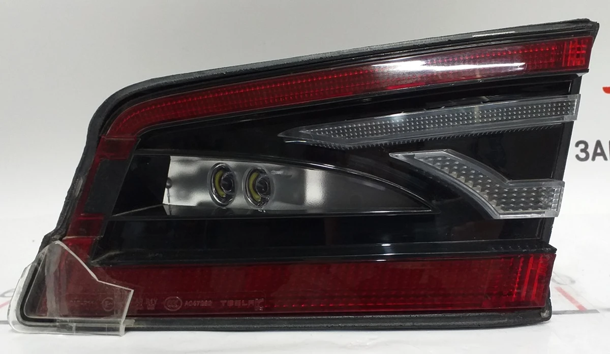 6 Right inner lamp without protective glass (USA) Tesla model S, model S REST 6005924-00-E